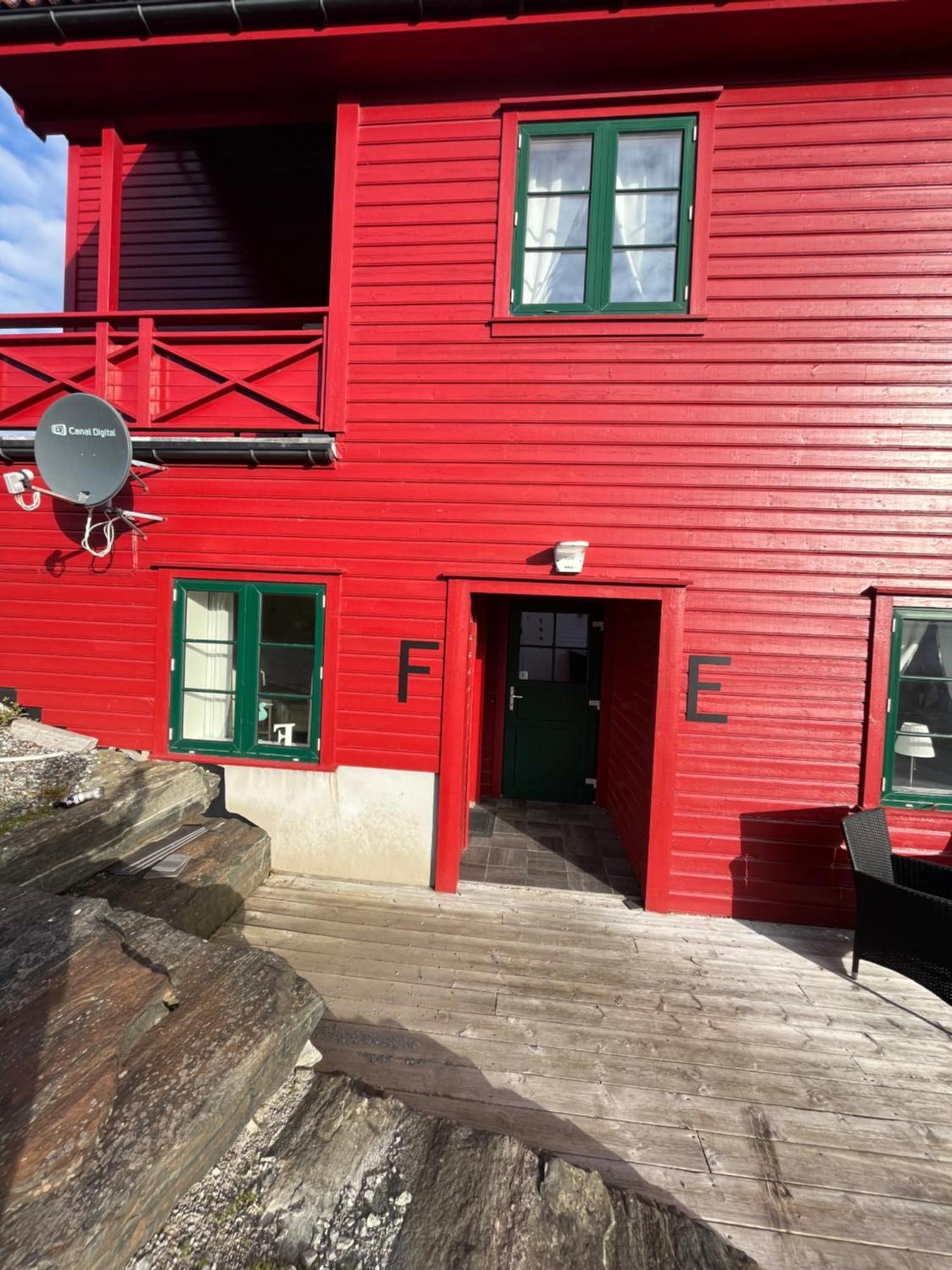 Sjoberg Hotell Og Ferie Leiligheter Østhusvik Dış mekan fotoğraf
