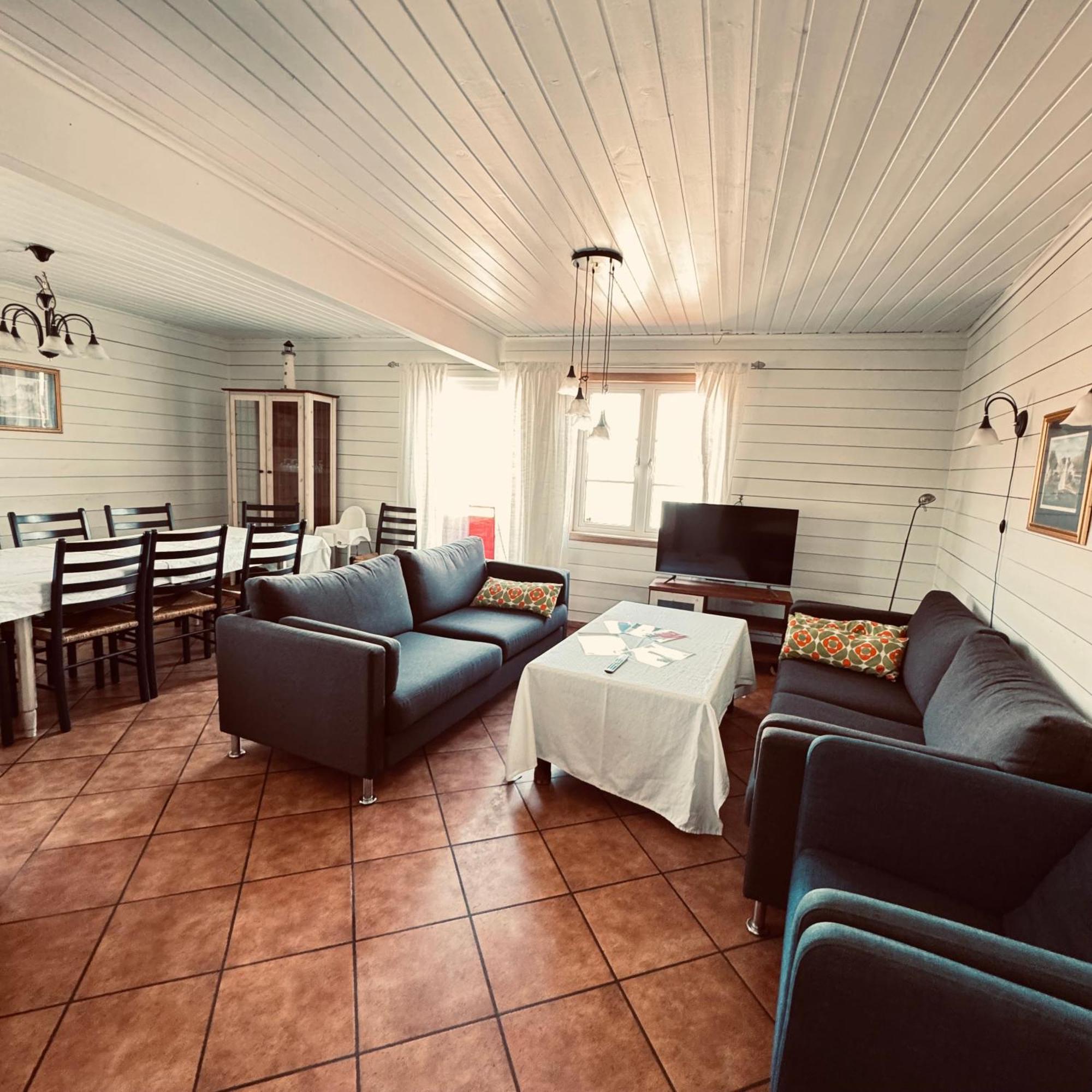 Sjoberg Hotell Og Ferie Leiligheter Østhusvik Dış mekan fotoğraf
