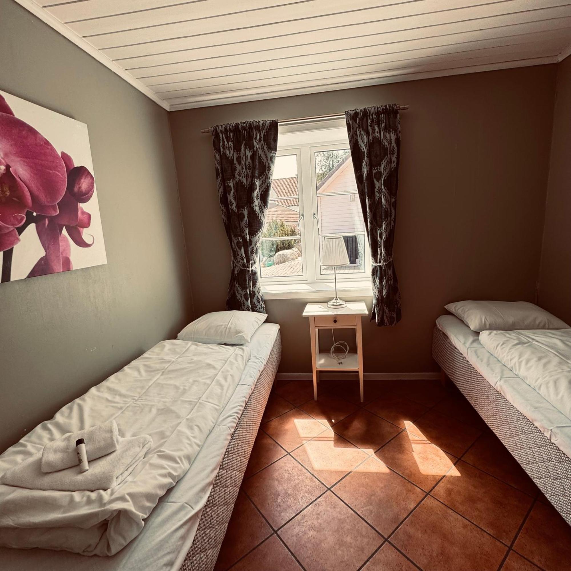 Sjoberg Hotell Og Ferie Leiligheter Østhusvik Dış mekan fotoğraf