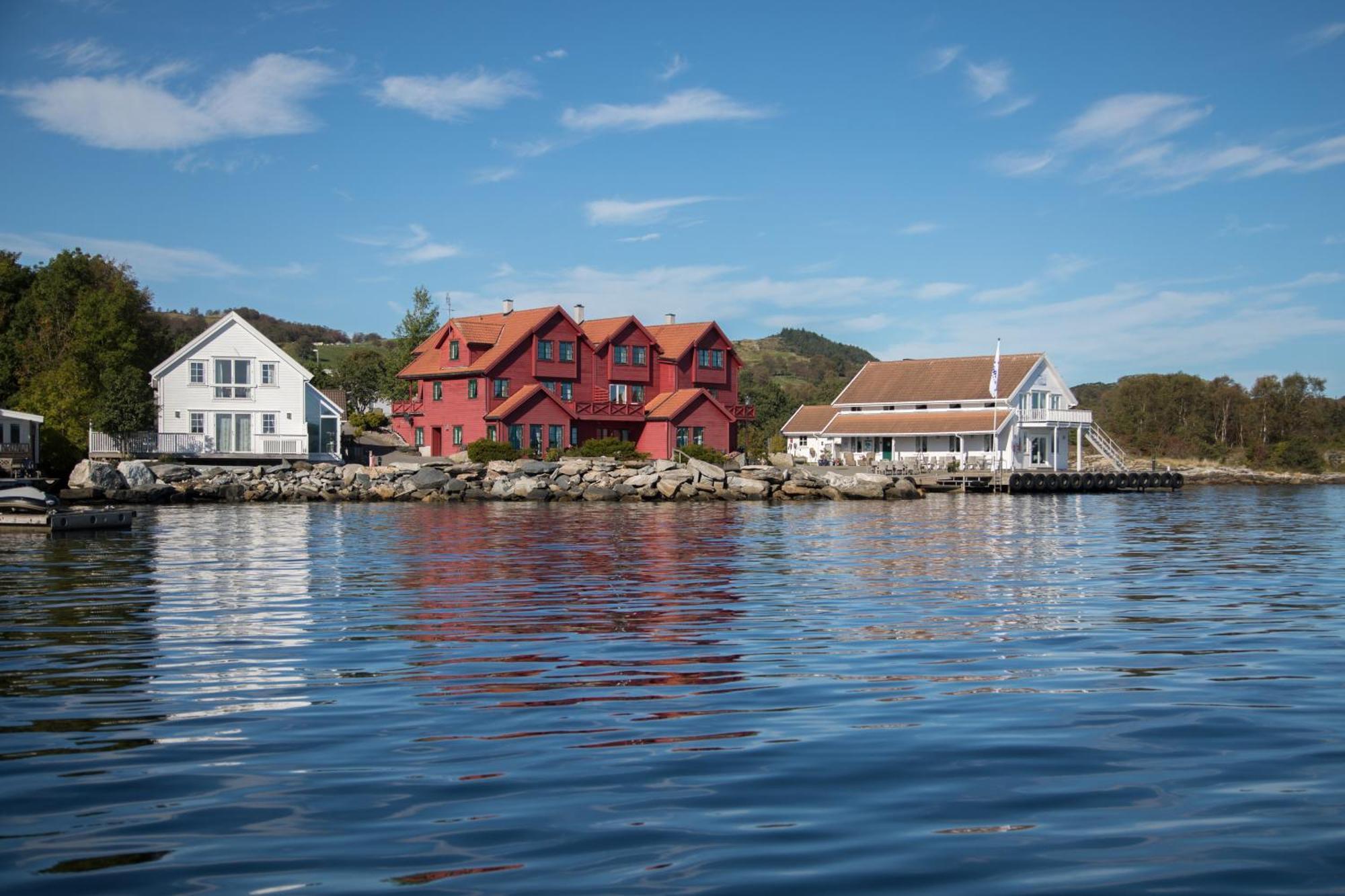 Sjoberg Hotell Og Ferie Leiligheter Østhusvik Dış mekan fotoğraf